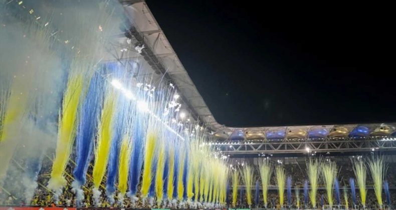 Fenerbahçe Taraftarından Şampiyonlar Ligi’ne Gövde Gösterisi