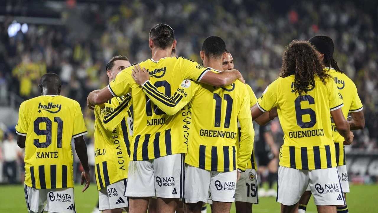Fenerbahçe’den Taraftarına 4 Gollü Zafer 1 Fenerbahceden Taraftarina 4 Gollu Zafer 2