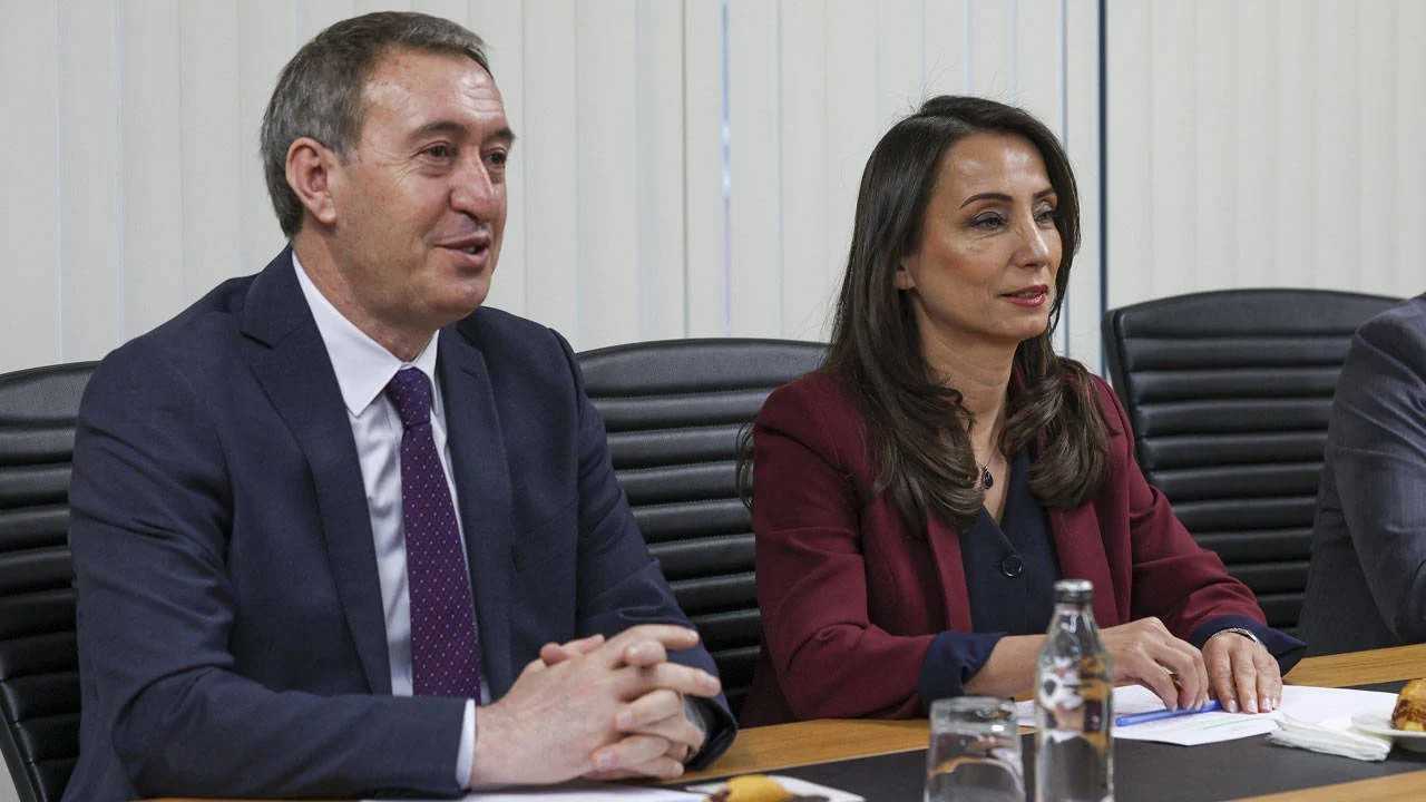 Meclis Gündemini Sarsacak Teklif! Üç Partiden Ortak İmza 4 Meclis Gundemini Sarsacak Teklif Uc Partiden Ortak Imza 5