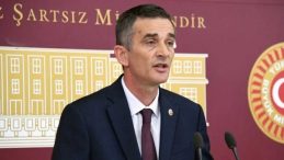 Rozeti CHP’de Takıldı, Rotası AK Parti Oldu