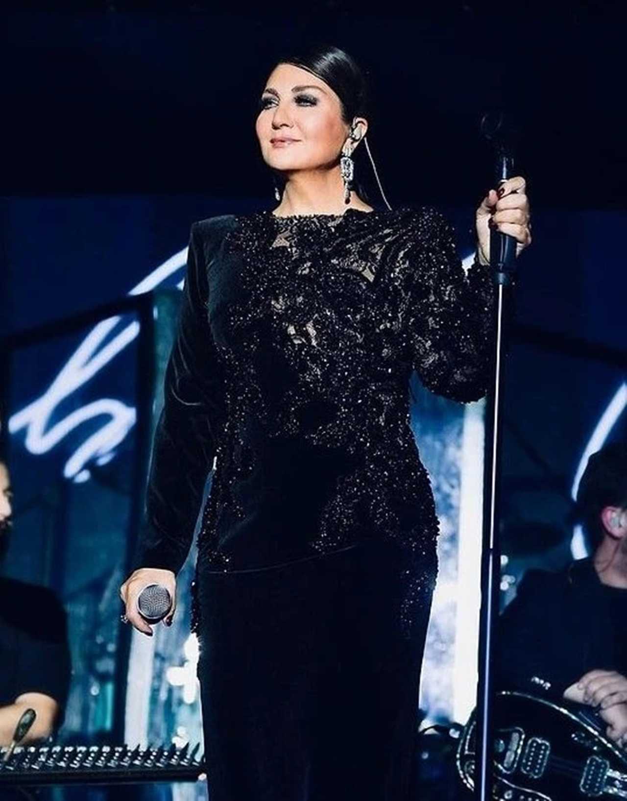 Sibel Can’dan Sahne Önünde Radikal Karar 5 Sibel Candan Sahne Onunde Radikal Karar 6