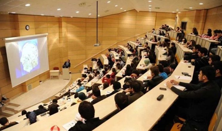 Yüzlerce Kontenjan Boş Kaldı: Üniversitelerde Tercih Şoku