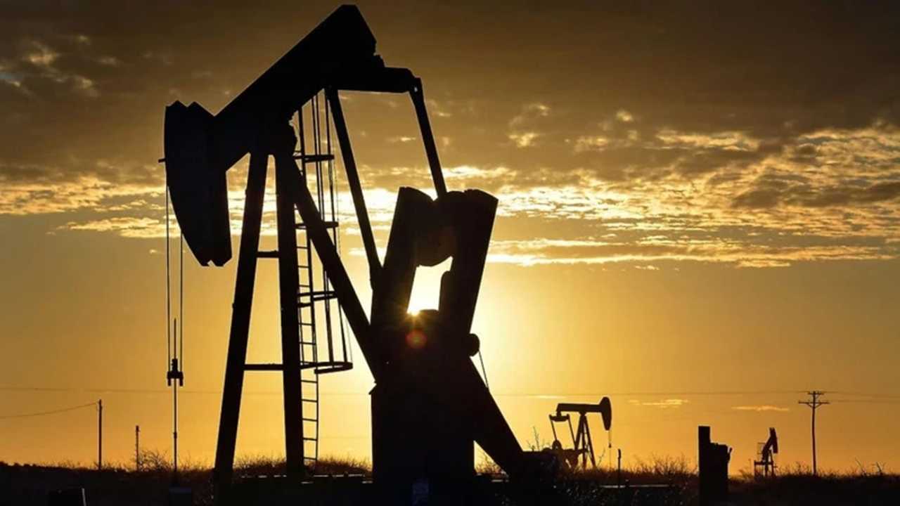 Deposu Olan Yandi Motorine Zam Geliyor 3