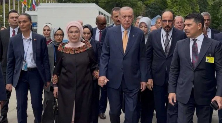 Erdoğan Çifti BM’ye El Ele Geldi! Gözler Tarihi Konuşmada
