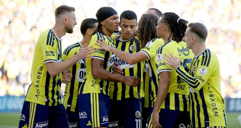 FIFA’dan Fenerbahçe’ye 3 Dönemlik Transfer Yasağı