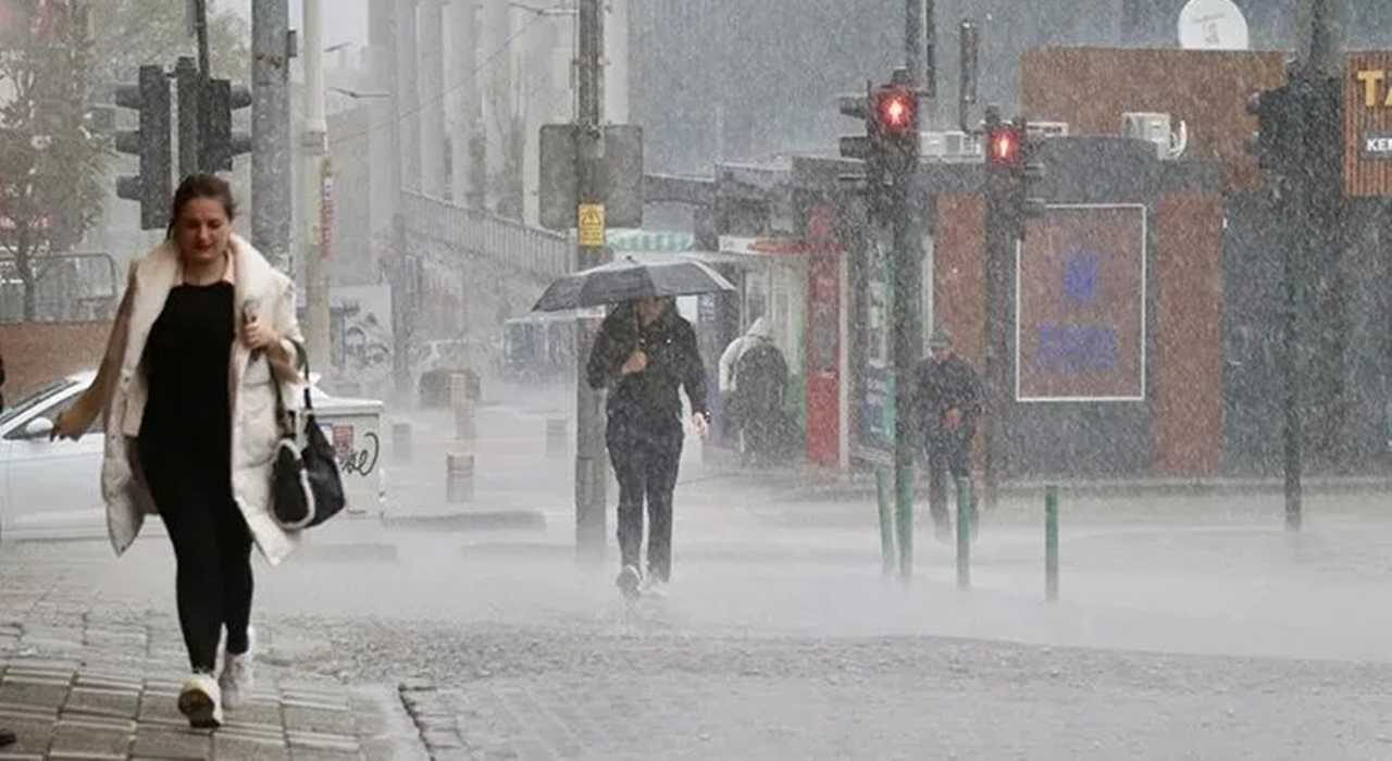 Meteoroloji'den Kritik Uyarı: Bu İllerde Sağanak Bekleniyor 2 Meteorolojiden Kritik Uyari Bu Illerde Saganak Bekleniyor 3