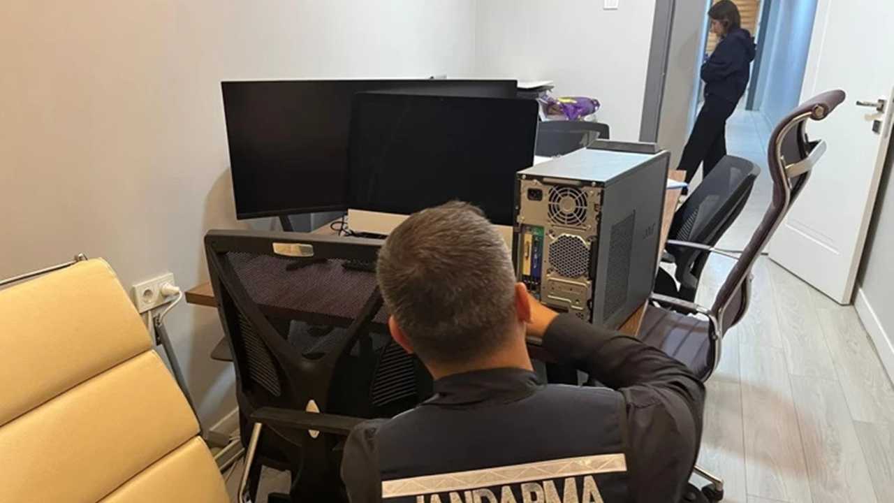 Sendika Yazılımında Gizli Veri Sorgusu 1 Sendika Yaziliminda Gizli Veri Sorgusu 2