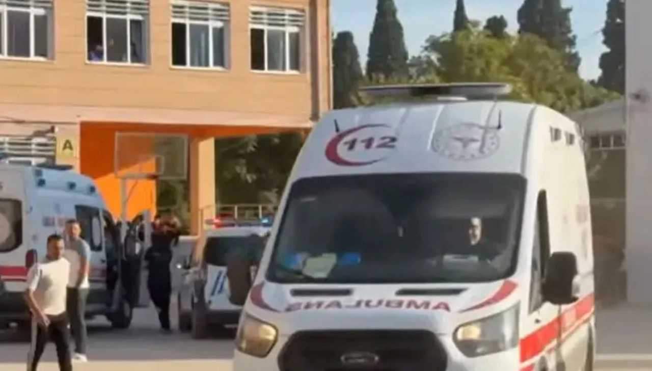 Turgutlu’da Dehşet: Lise Önünde Silahlı Saldırı 2 Turgutluda Dehset Lise Onunde Silahli Saldiri 3