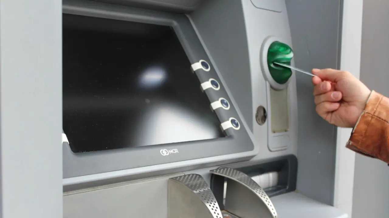 ATM’den Para Yatıranlar Dikkat! Günlük Limitler Belli Oldu 1 ATMden Para Yatiranlar Dikkat Gunluk Limitler Belli Oldu 2