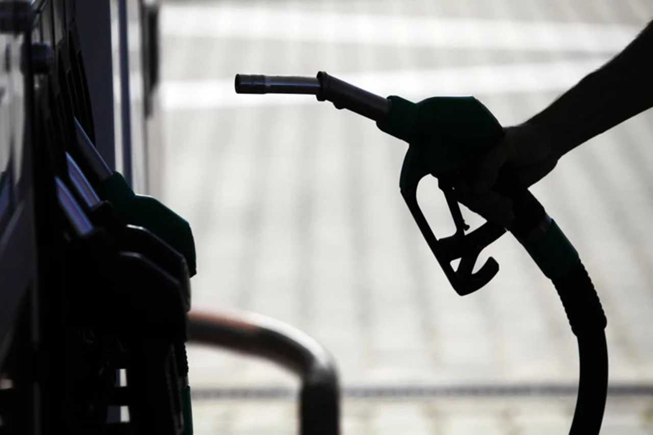 Benzin ve LPG'ye ÖTV Darbesi! Pompa Fiyatları Değişti 9 Benzin ve LPGye OTV Darbesi Pompa Fiyatlari Degisti 11