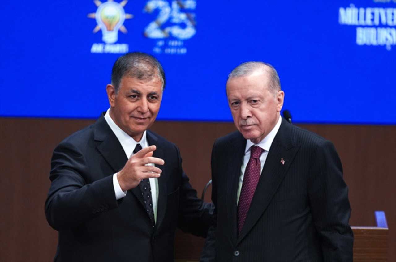 Cemil Tugay AK Parti’ye Katıldı, Ertesi Gün İzne Çıktı 2 Cemil Tugay AK Partiye Katildi Ertesi Gun Izne Cikti 3