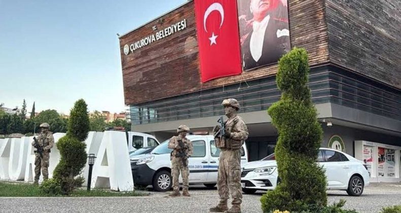 Çukurova Belediyesi’nde Jandarma Operasyonu