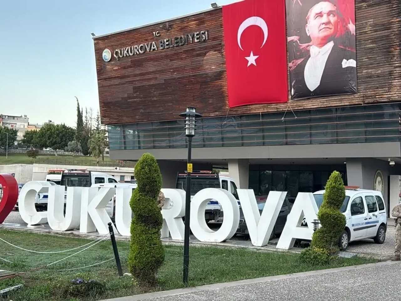 Çukurova Belediyesi’nde Jandarma Operasyonu 2 Cukurova Belediyesinde Jandarma Operasyonu 3