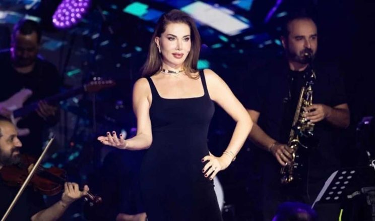 Ebru Yaşar’dan Volkswagen Arena’ya Gövde Gösterisi
