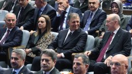 Erdoğan Rozetini Taktı! Cemil Tugay AK Parti’de