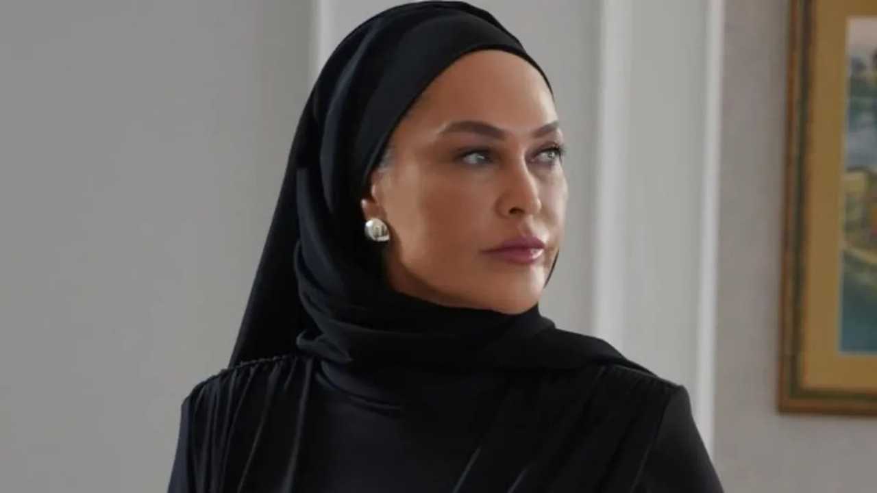 Hülya Avşar’dan Televizyon Dünyasına Bomba Gibi Veda 2 Hulya Avsardan Televizyon Dunyasina Bomba Gibi Veda 3