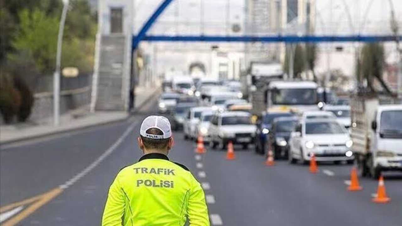 İstanbul’da Alarm! Bu Yollar Saatlerce Kapalı 1 Istanbulda Alarm Bu Yollar Saatlerce Kapali 2