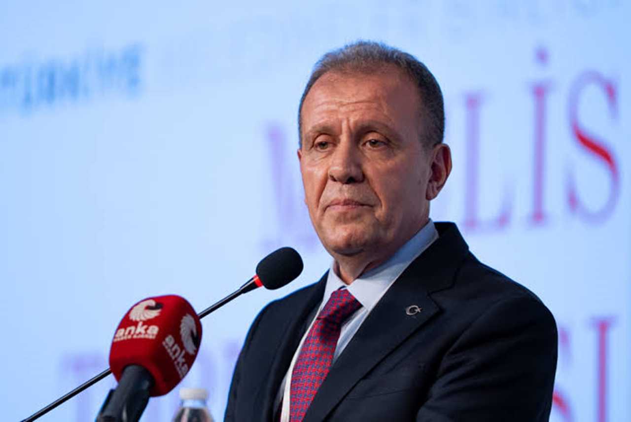 Mersin'deki Soruşturmada 3 Belediye Başkanı Tutuklandı 3 Mersindeki Sorusturmada 3 Belediye Baskani Tutuklandi 4