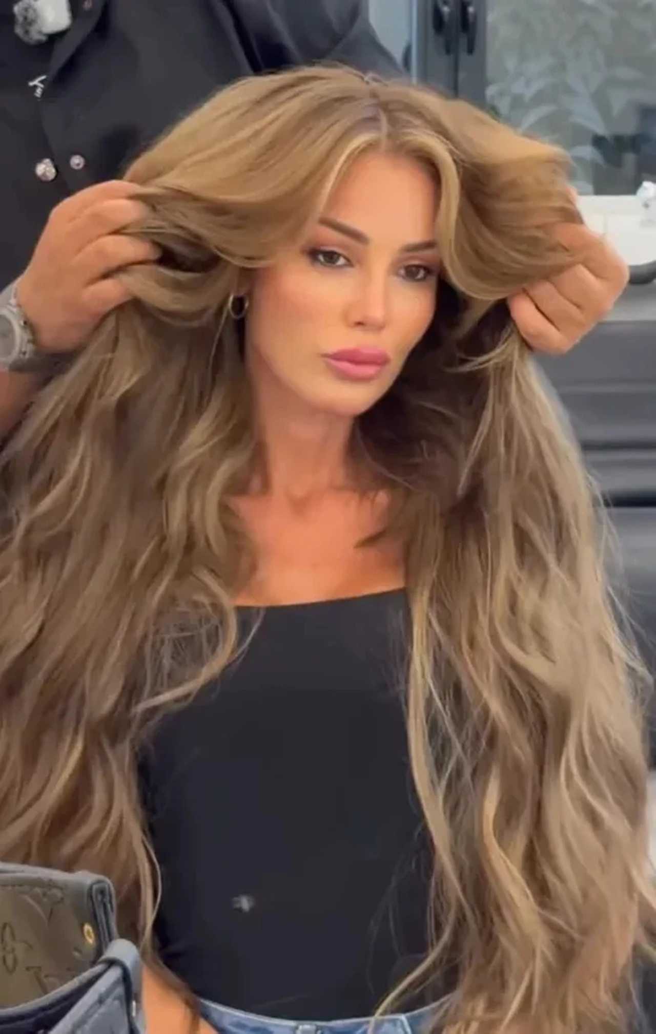 Petek Dincozun Yeni Imaji Olay Oldu 7