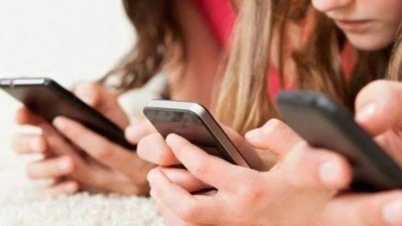 Sosyal Medyada Yeni Dönem! 15 Yaş Altına Yasak Geliyor 3 Sosyal Medyada Yeni Donem 15 Yas Altina Yasak Geliyor 4